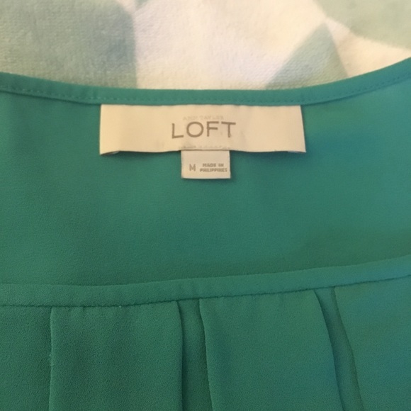 Ann Taylor LOFT blouse - Picture 2 of 2